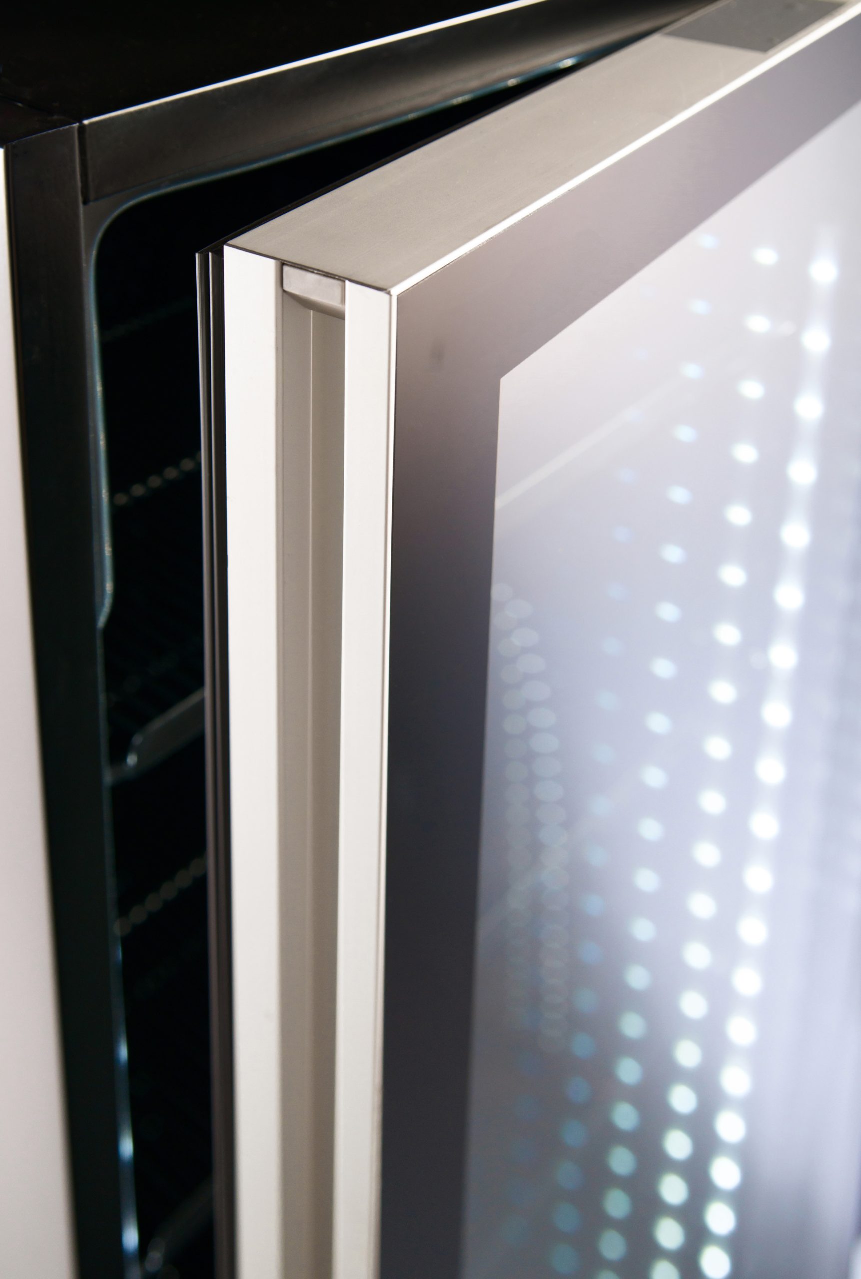 horekus-armarios-bebidas-kslim-b-frigo-boissons-slim-noir image 2