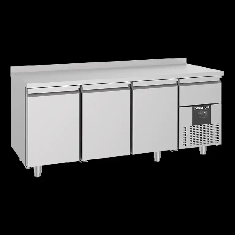 corequip-mrgnf18003-table-r-frig-r-e-gn-3-portes image 1